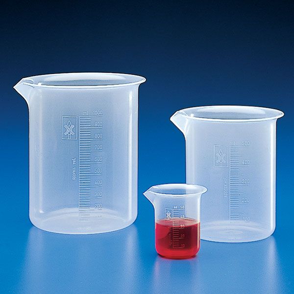 Bicchieri graduati forma bassa in PP ml 250-0